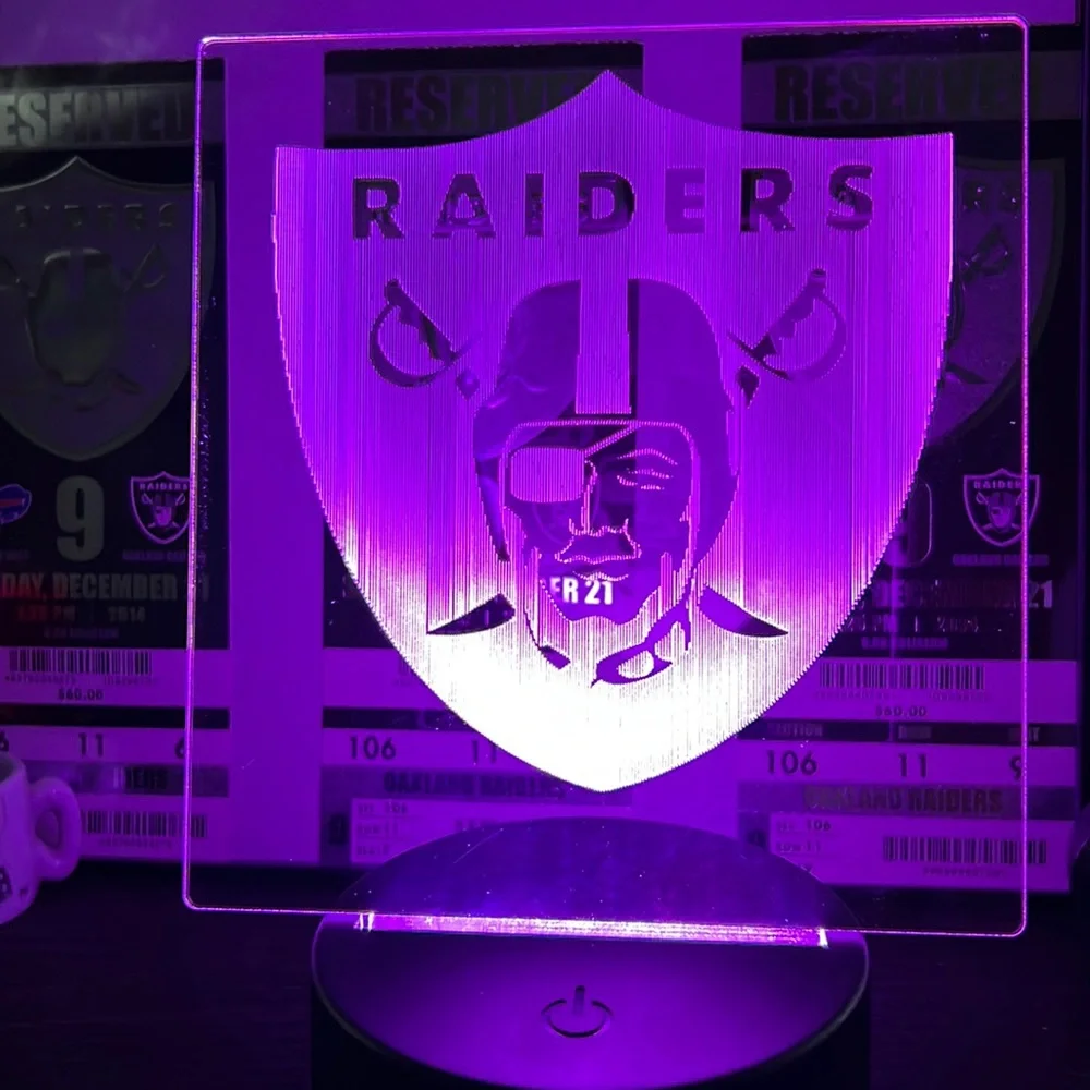 Sports Oakland Raiders Engraved LED Lamp with Remote - Picture 4 of 7